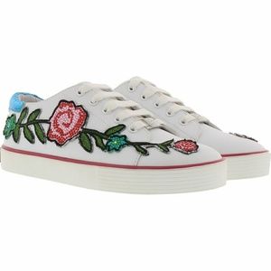 Sydney Jordyn girls shoes NIB