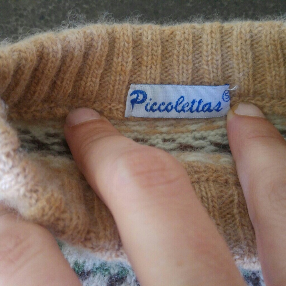 Sweater - Picture 2 of 2