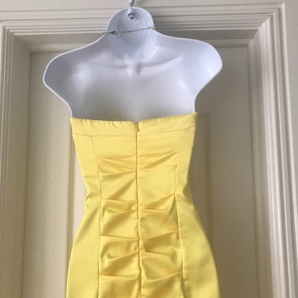 Cache dress - Picture 2 of 2