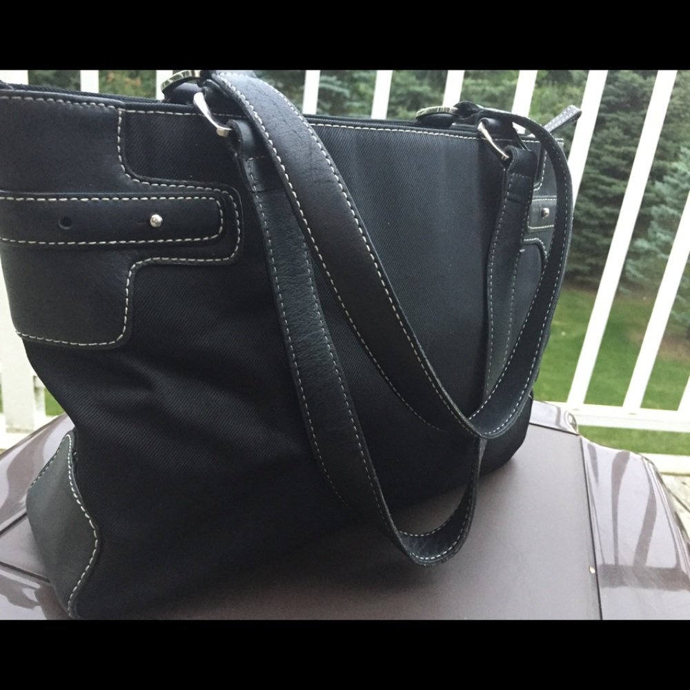🌹SOLD🌹 Ann Taylor Black Purse