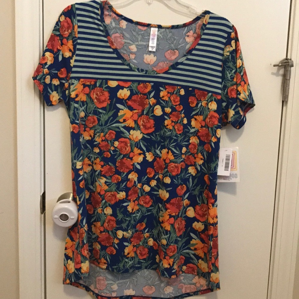 Lularoe medium classic nwt