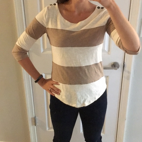 Banana Republic Tops - Last chance! Quarter Sleeve Top!