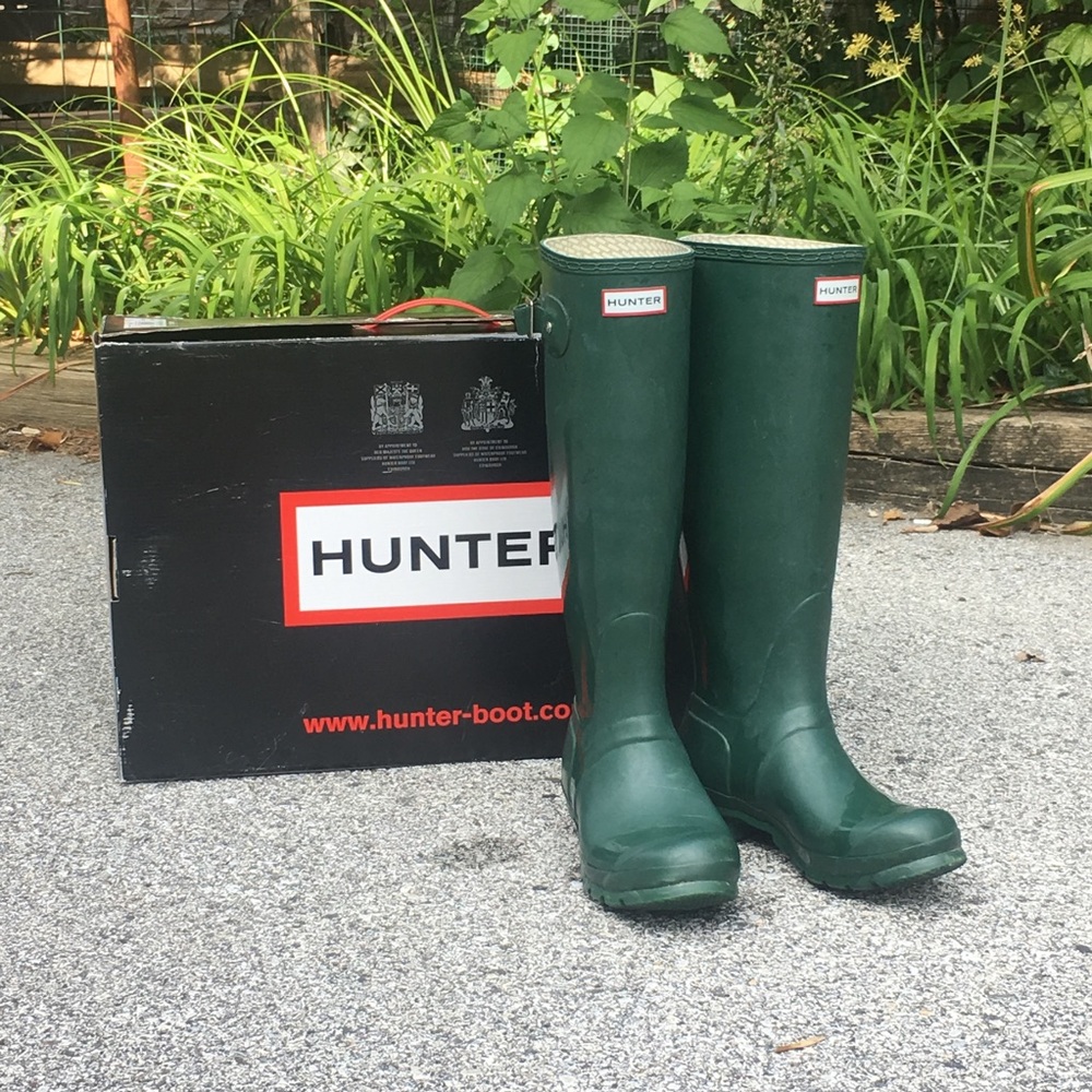 Green Knee-High Hunter Rain Boots