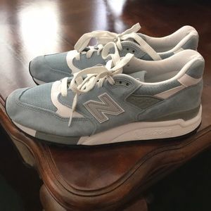 Shoes. NEW BALANCE