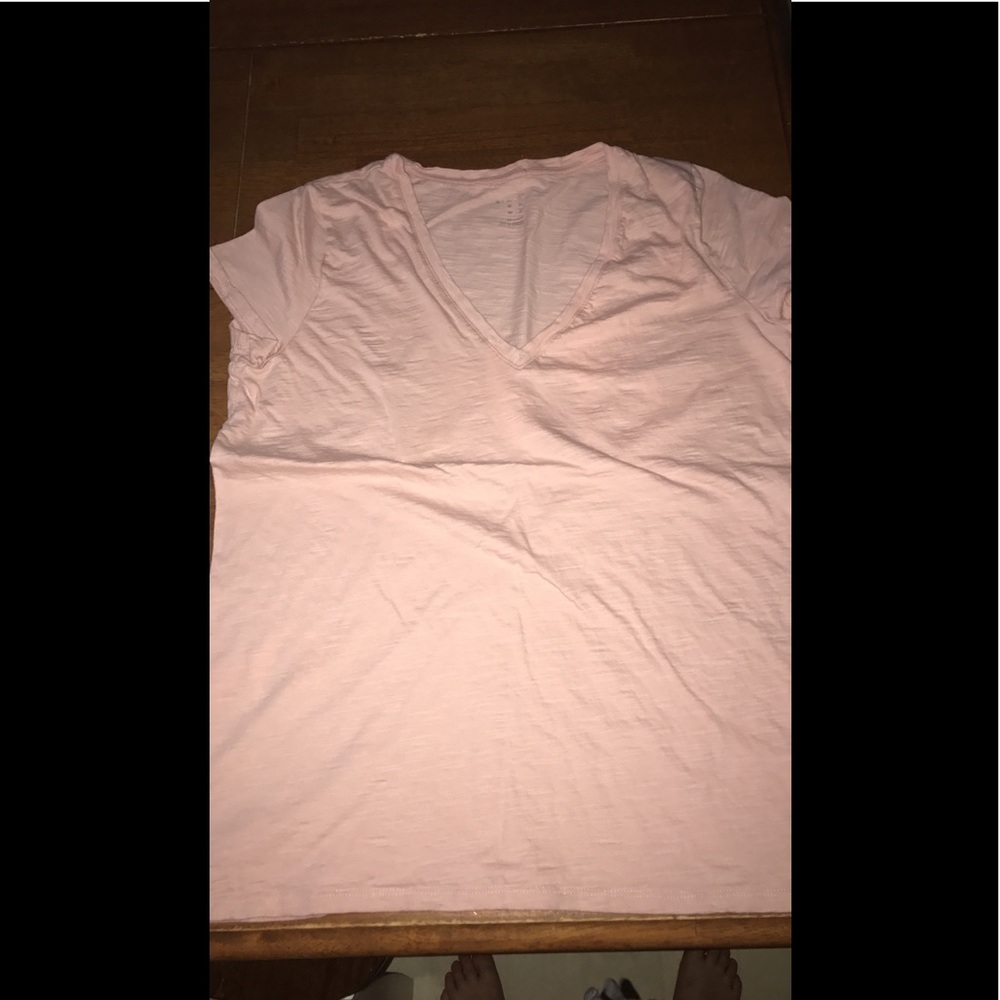 Calm Pink V-Neck.