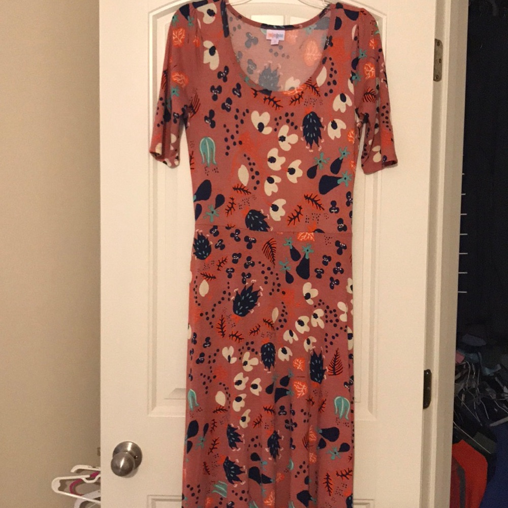 Lularoe EUC medium ana