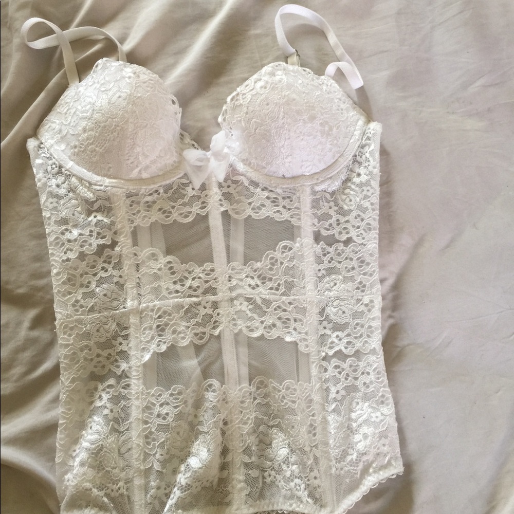 VS white lace corset