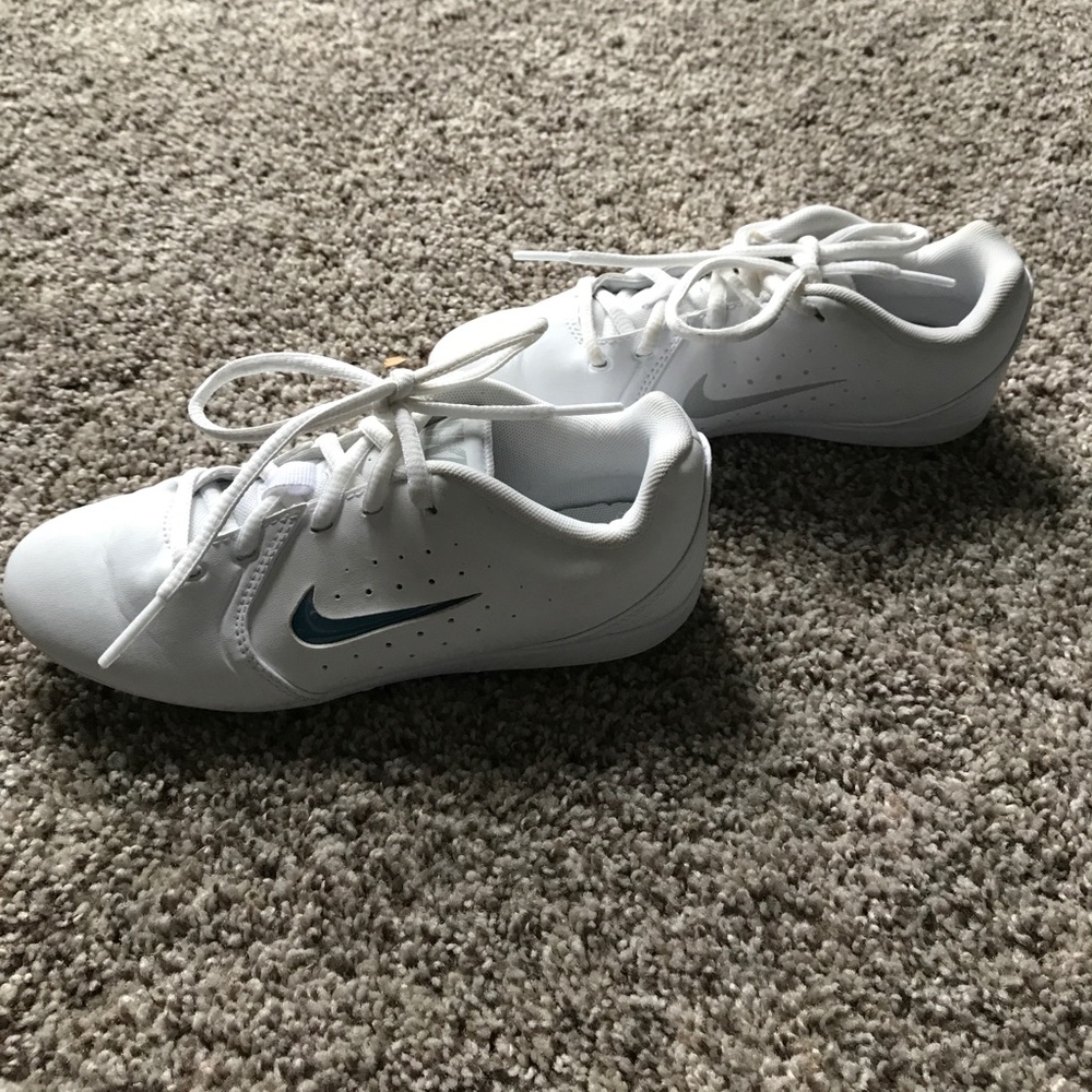 Nike Sidelines Cheer Shoes