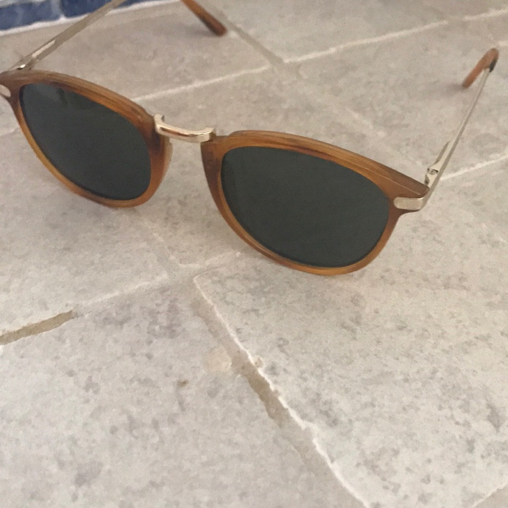 Lucky brand sunnies