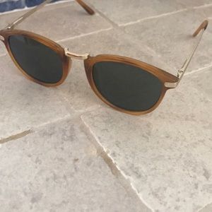 Lucky brand sunnies