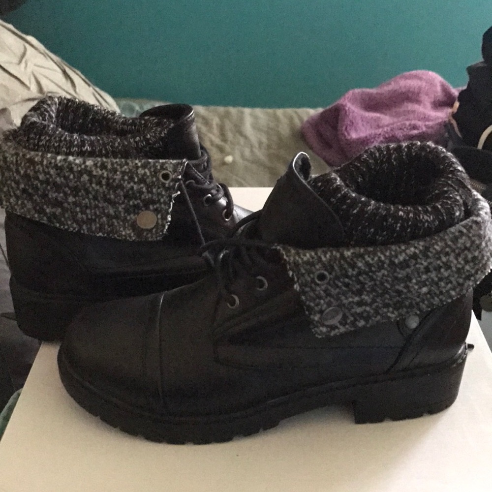 Ankle boots