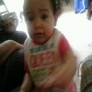 Meet your Posher, Adela