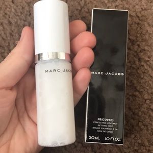 MARC JACOBS BEAUTY RECOVER COCONUT SETTING MIST
