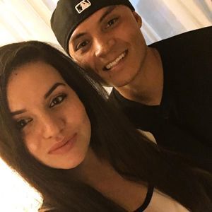 Meet your Posher, Alix