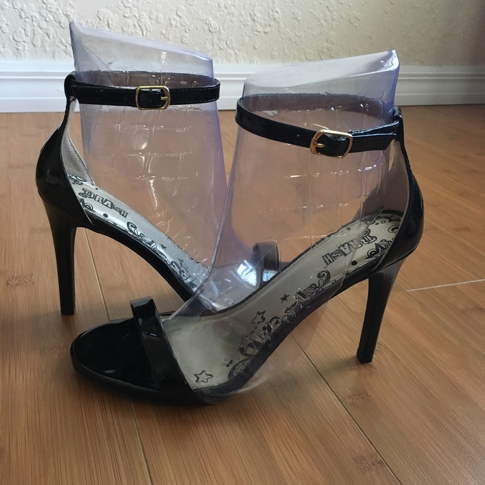 Sexy Brand new black heels.  Size 7W