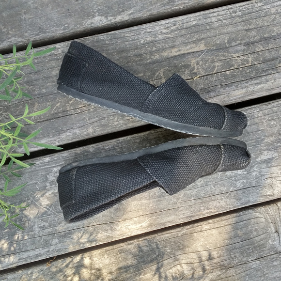 TOMS Classic Sturdy Canvas All Black Sz 6.5 - Picture 4 of 5