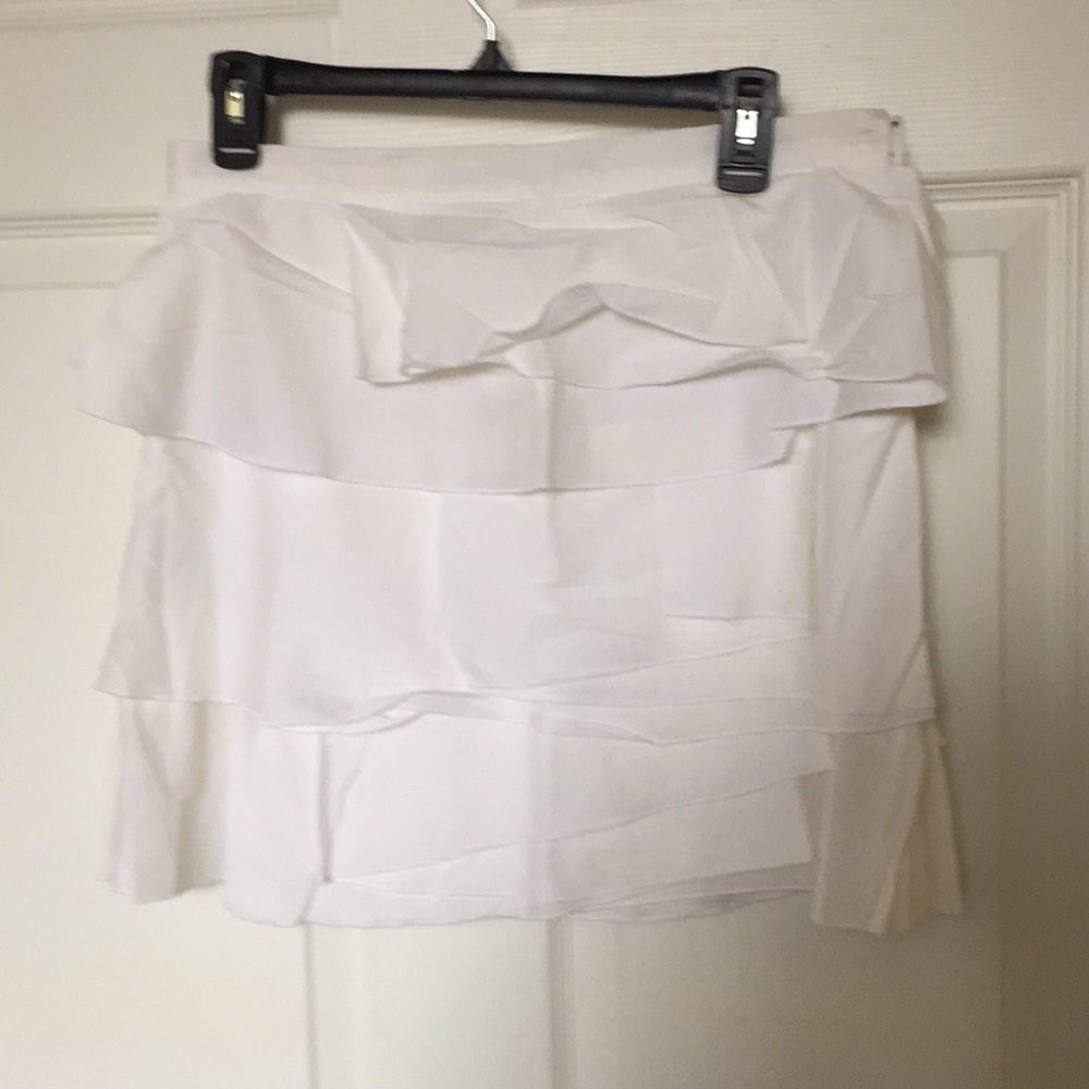 Ruffled skirt