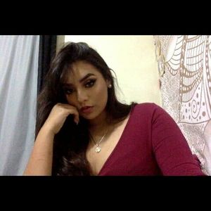 Meet your Posher, Evelyn