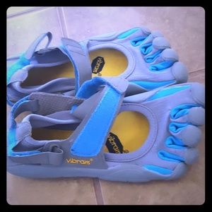 Vibram size 6