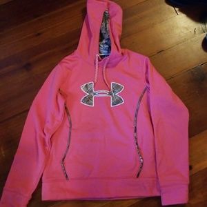 Under Armour sweatshirt
