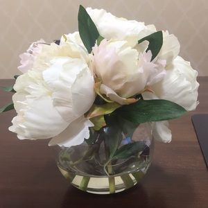 Flower permanent arraignment Cynthia Rowley