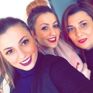 Meet your Posher, Emira