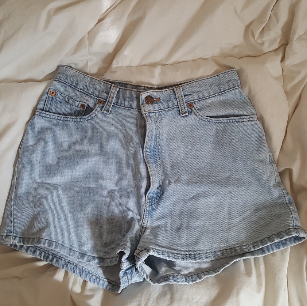 High waisted light wash vintage Levi's shorts