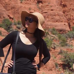 Meet your Posher, Shiela