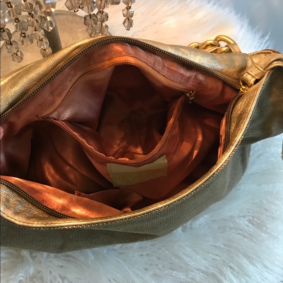 Deux Lux Clutch - Picture 4 of 8