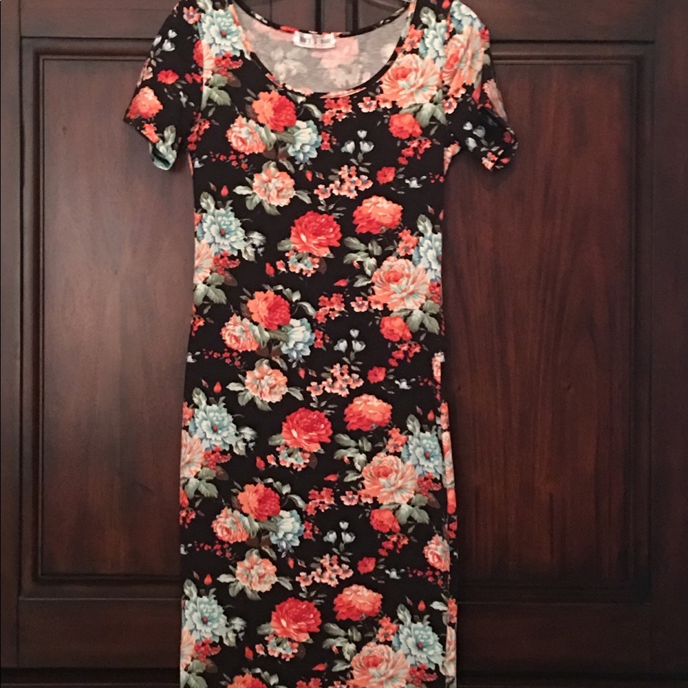 Toms Wear Floral Midi Dress