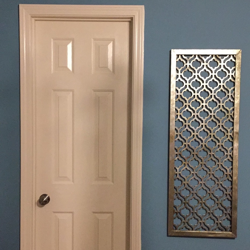 Meet your Posher, Charity