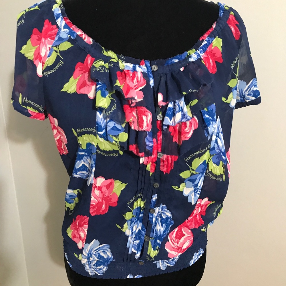 Abercrombie and Fitch peasant top