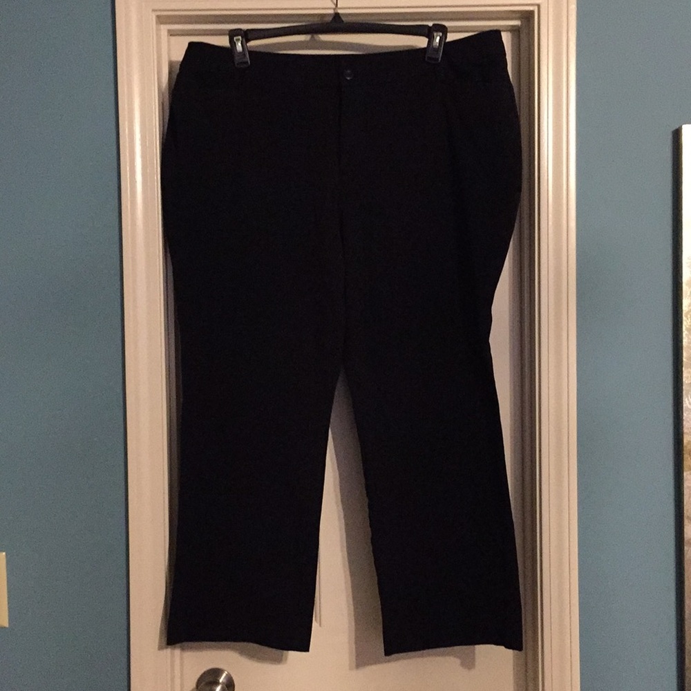 St Johns Bay Black Dress Pants 22 short