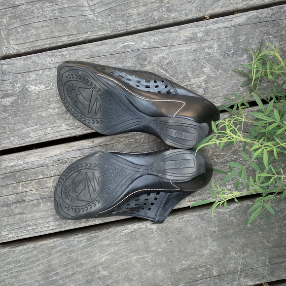 White Mountain Mario Mule Clog Mary-Jane Sz 7.5 - Picture 4 of 5