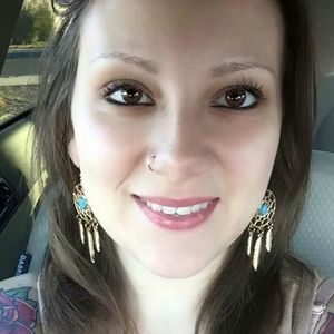 Meet your Posher, Candice