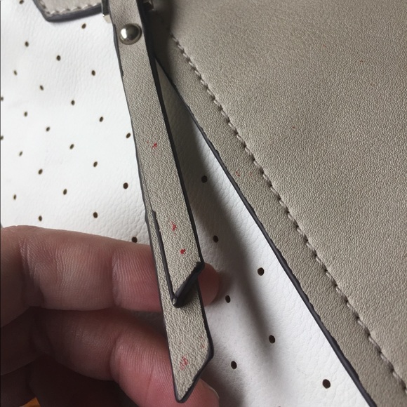 David Jones Paris Lg. White Taupe Faux Leat. Purse - Picture 7 of 8