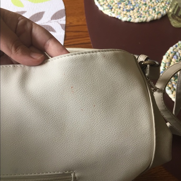 David Jones Paris Lg. White Taupe Faux Leat. Purse - Picture 8 of 8