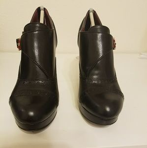 Tommy Hilfiger "Brithney" Pumps