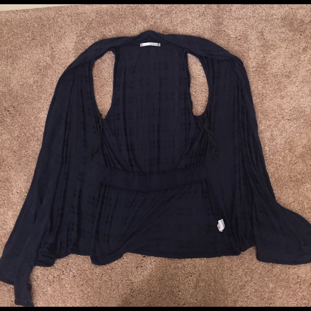 Sleeveless cardigan