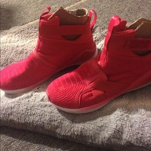Puma Sneakers