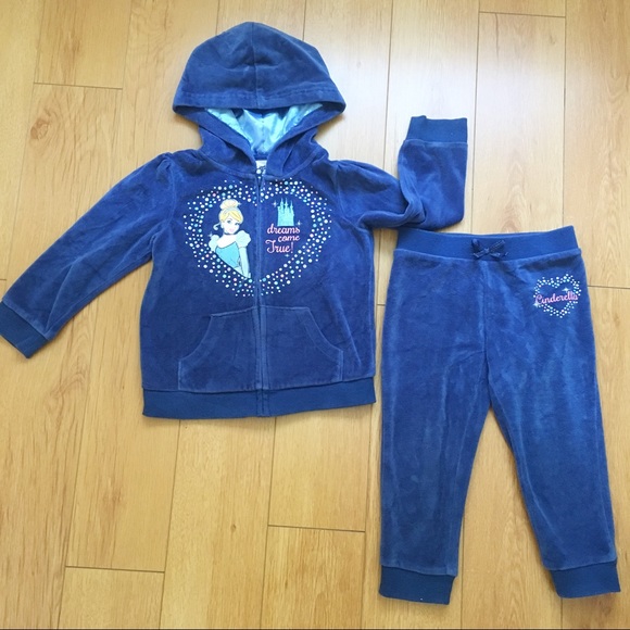 girls velvet tracksuit