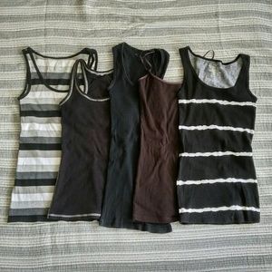 Set of 5 Tank Tops S/XS Striped and Solid