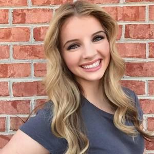 Meet your Posher, Katelyn