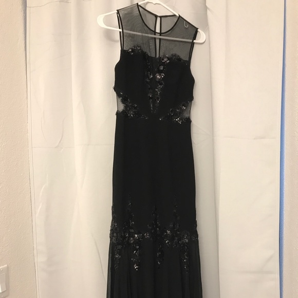 Evening dress - Picture 1 of 4