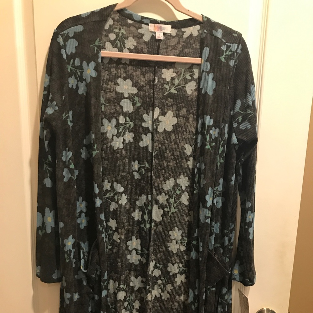 Lularoe BNWT floral Sarah