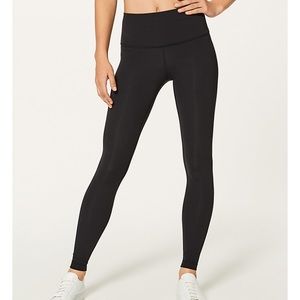 Lululemon wunder under tight size 4