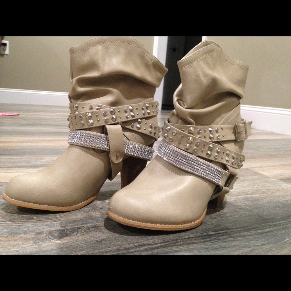 Not rated bootie