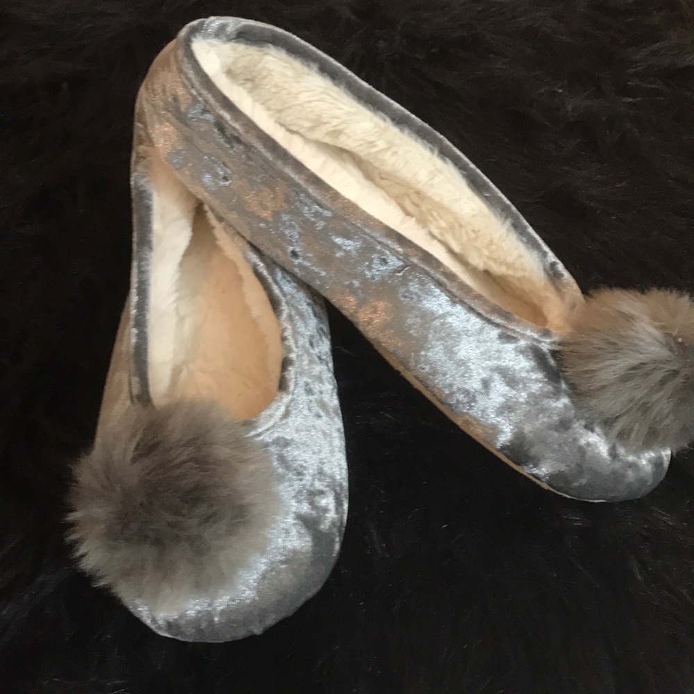 Grey furry ball slippers