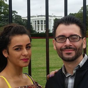 Meet your Posher, Henri