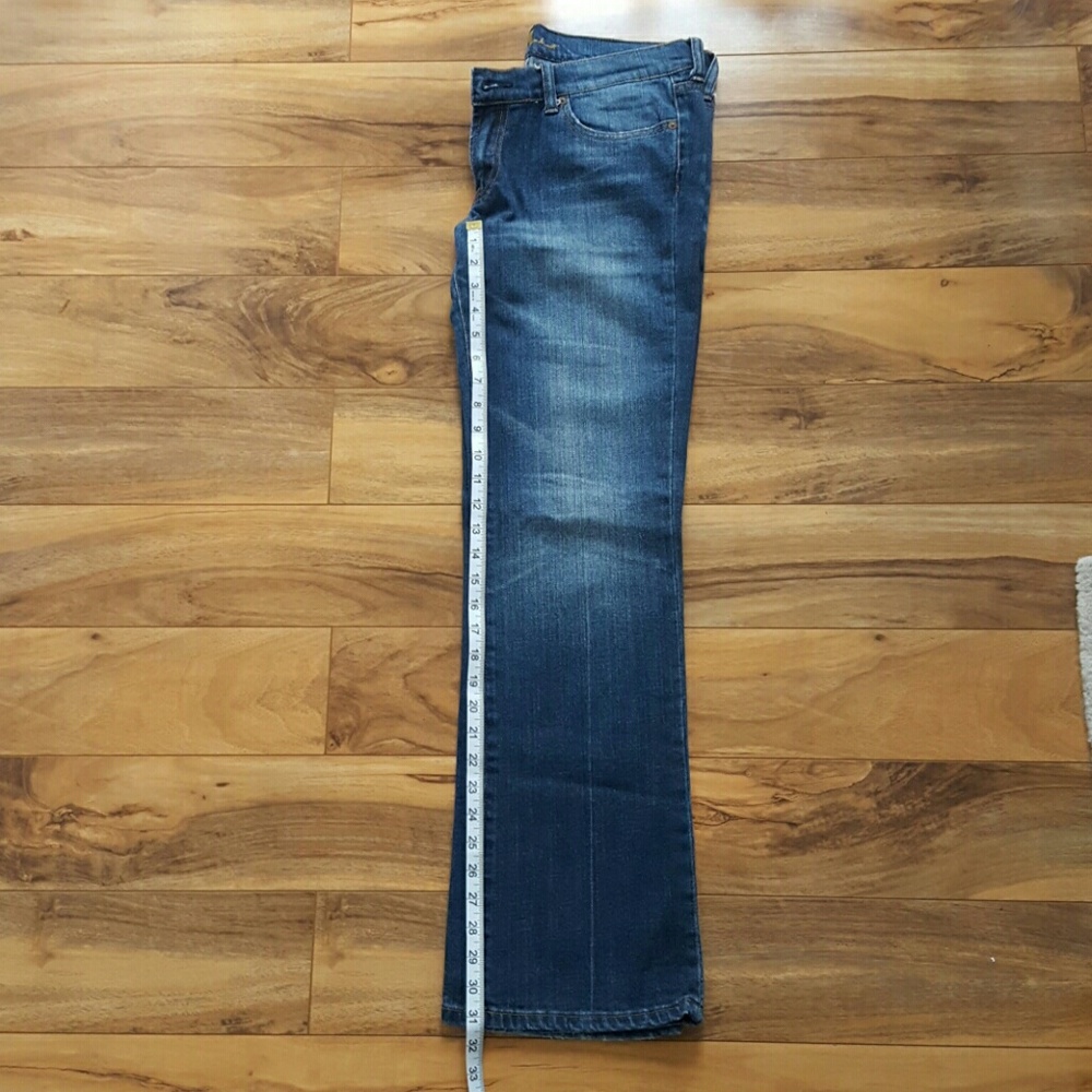7 for all mankind 30/31